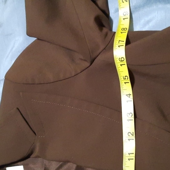 Trina Turk Jacket - Picture 5 of 9